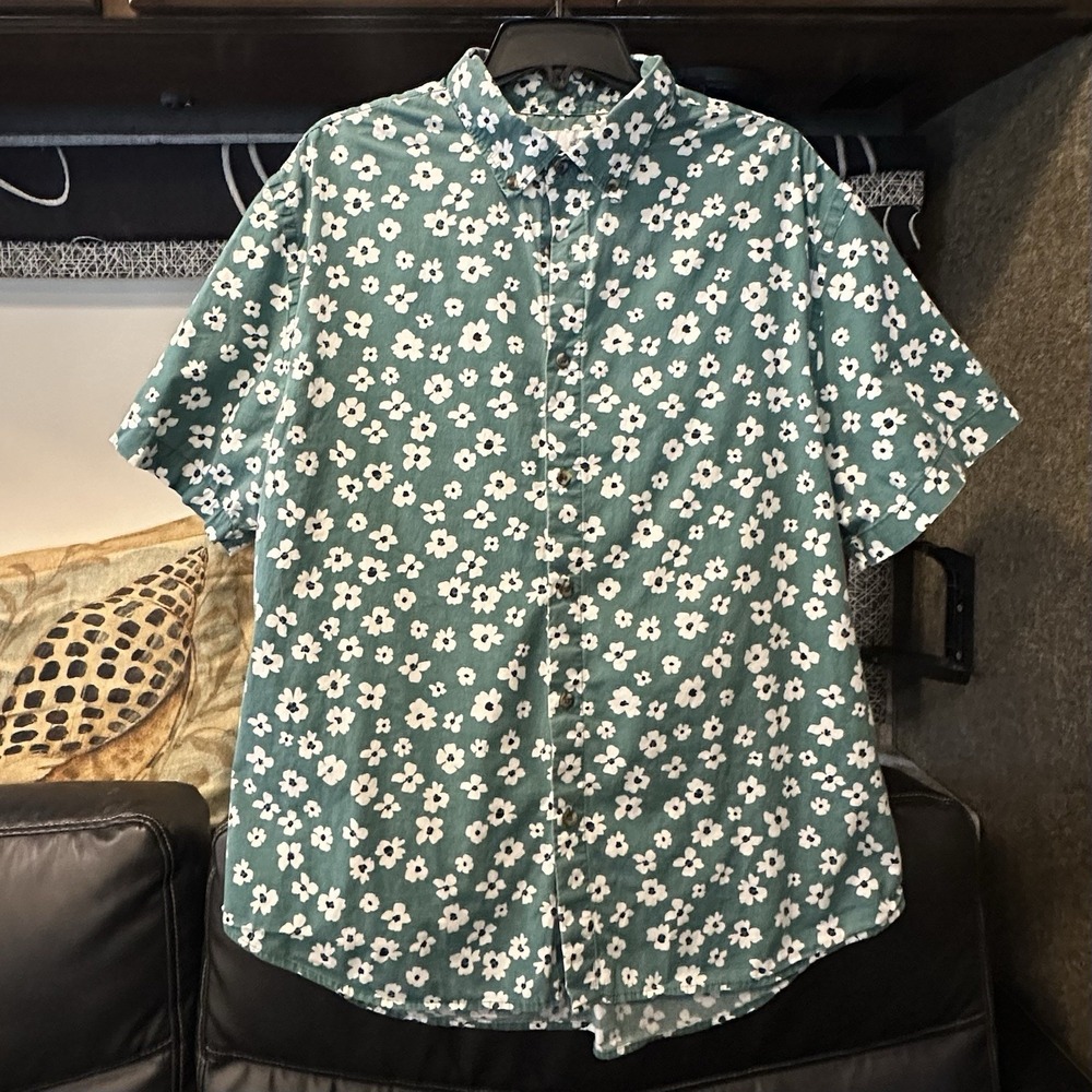 Old Navy Vintage Hawaiian Shirt XL Slim Fit Men Green White Floral Indie Eclecti